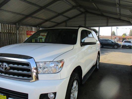 Hard to get 4x4 Toyota Sequoia