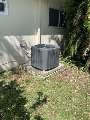 4 ton Trane condenser installation