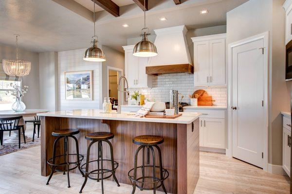 Beautiful kitchen at Crescent Hills- Alex Meisner Construction