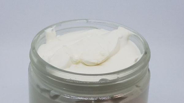 Creamy whipped shea body butter