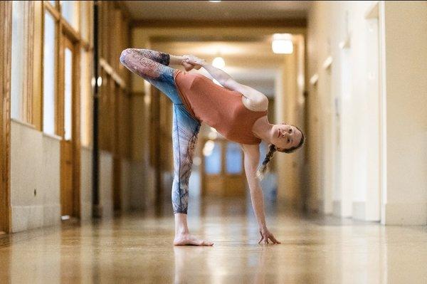 Infinity offers personalized small group yoga and yoga therapy in the Chicago Loop