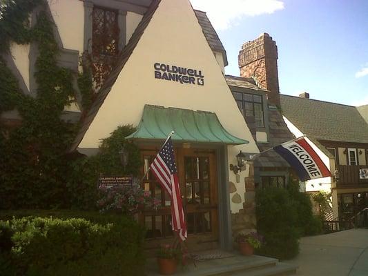 Coldwell Banker Office located in Sparta on the beautiful boardwalk of Lake Mohawk.