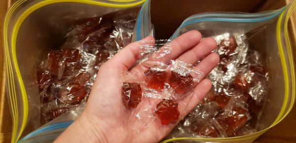 Individually wrapped maple hard candy for wedding favors