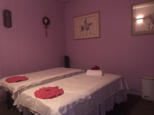 Rose Massage: Traditional Chinese Massage, deep tissue massage, and hot stone massage.