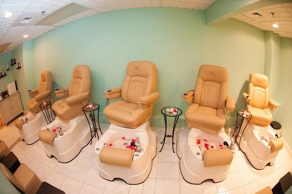 Pedicure Room.