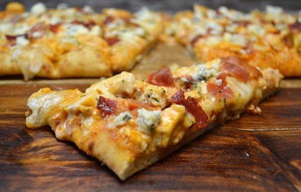 Chicken Bacon Gorgonzola Flatbread