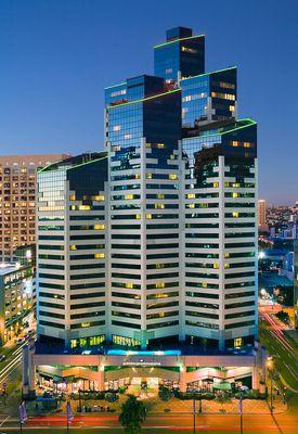 Emerald Plaza in San Diego, CA

Managed by MarWest Commercial.