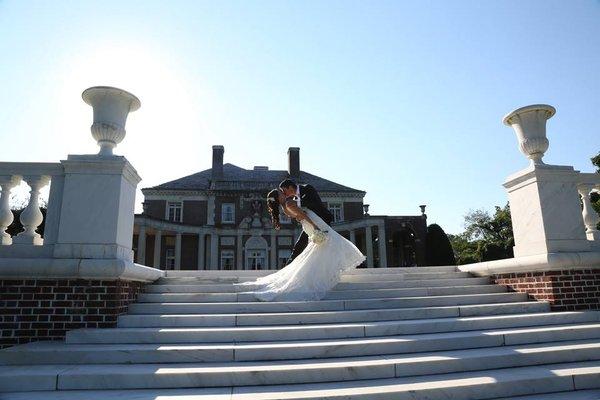 One of our beautiful couples at NYIT de Seversky Mansion  Shot by: Paul Petronella & Enid Alvarez