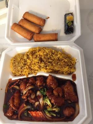 General chicken with chicken egg rolls