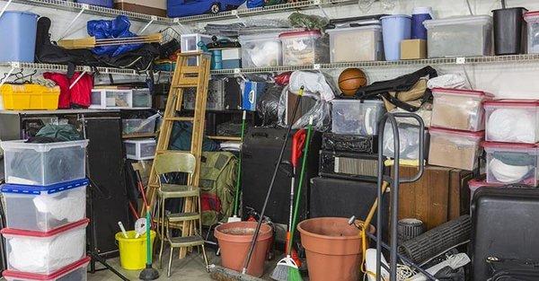 Decluttering, move management