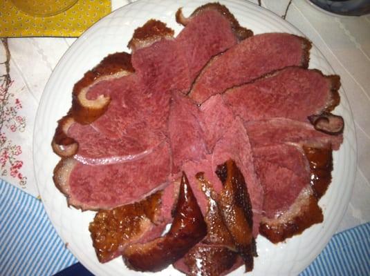 slices of smoked goose