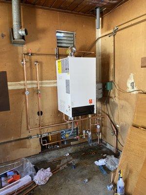 Combination Boiler, radiant floor heating and DHW