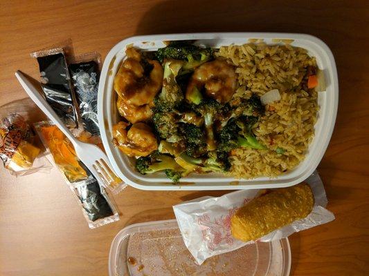 All these for $7.50. Shrimp and broccoli dinner combo.