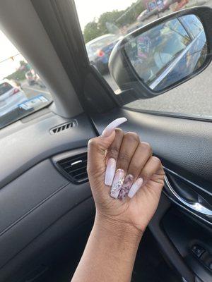 nails