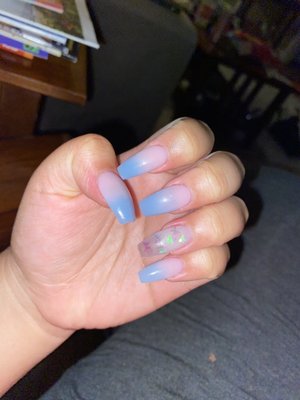 nails