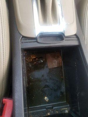 Didn't clean cup holders which is one of the first things that should have been cleaned.