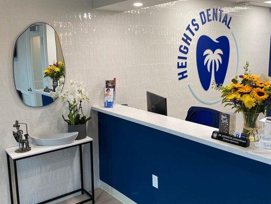 Heights Dental Tampa checkin area