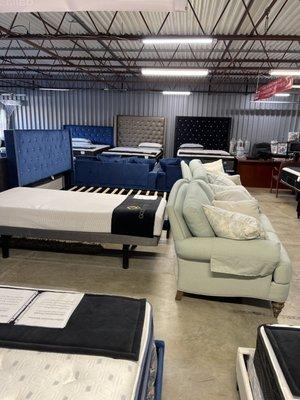 DallasDiscountMattress.com warehouse mattress store