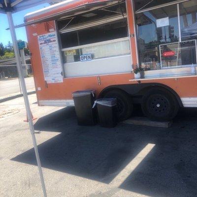 Los esperamos con los ricos tacos