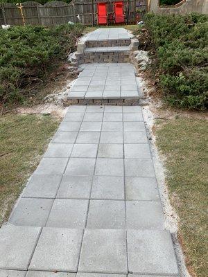 Retainer Wall Paver Pathway