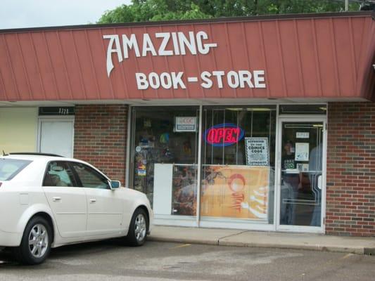 Amazing Book-Store