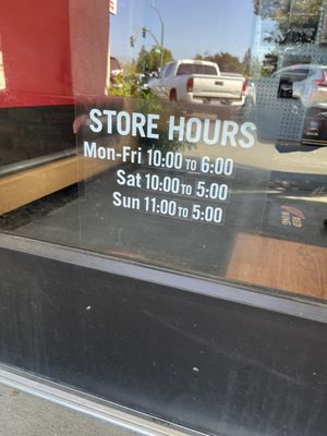 Napa Red Wing Store Hours