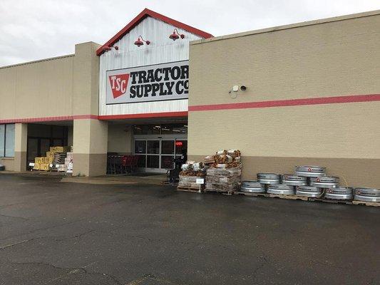 Tractor Supply