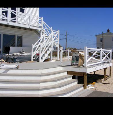 Beachfront custom deck build by Yellow Dog Woodworks.