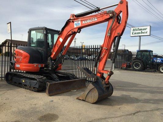 Excavators in many sizes