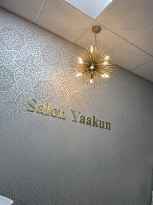 Salon Yaakun - Sola Salon Studios