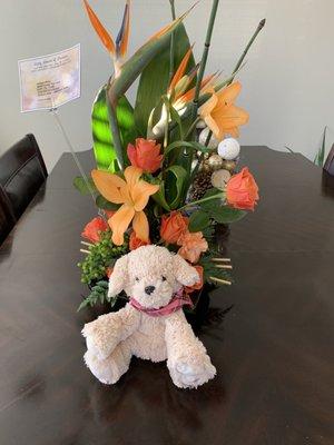 Tropical arrangement and bear!