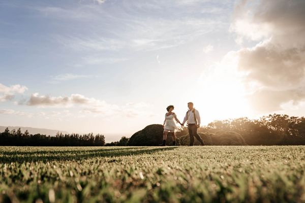 Bride and Groom portraits at Sunset Ranch Hawaii | Wedding Photography by HNL Studios www.hnlstudios.com