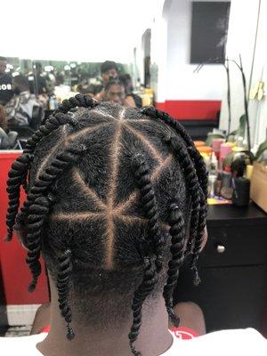 Two strands twist