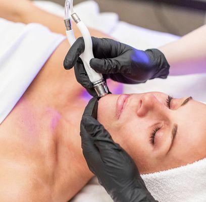 Diamondglow facial med spa in Tampa, Clearwater, Palm Harbor