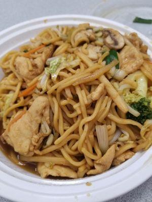 Chicken lo mein