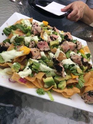 Ahi tuna nacho