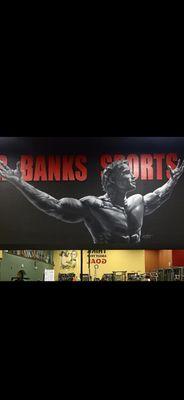 This Arnold mural is so beautiful & inspirational  as you workout at this gym.