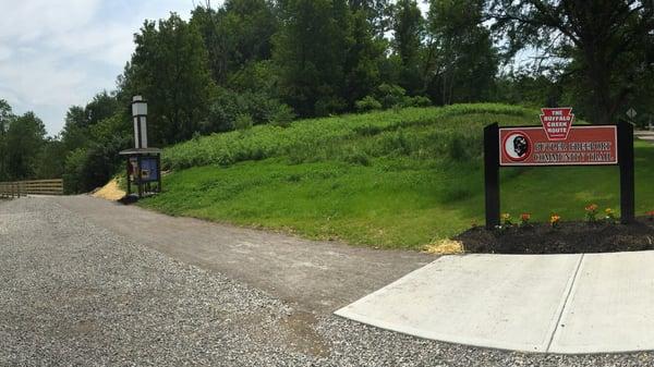 Butler trailhead and parking area