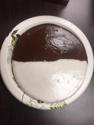 Big black and white cookie! (8 inch plate)