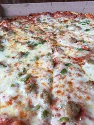 Green pepper and sausage pizza