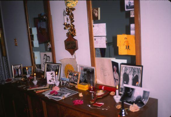 Memorial altar