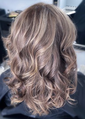 Highlights and Root Touch Up