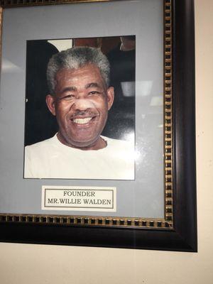 Willie's Barber Shop