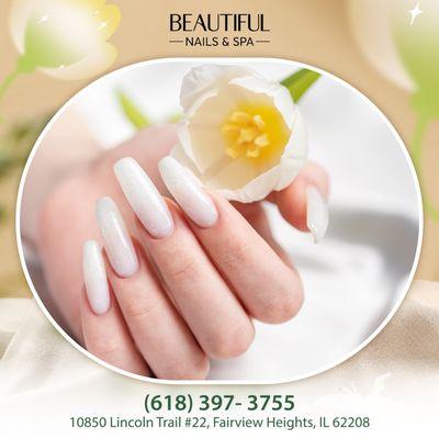 Get ready to flaunt beautiful nails with our expert manicure services, designed to give your hands a touch of elegance and care!