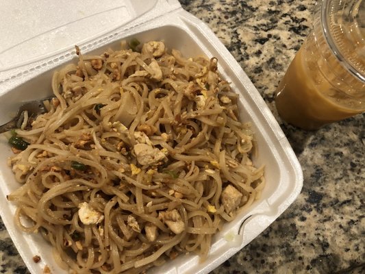 Pad Thai & Thai Iced Tea