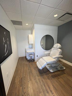 Our Practice features treatments rooms that are clean and aesthetically inviting.