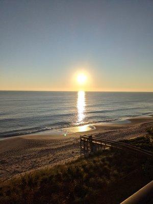 another gorgeous sunrise from the balcony.