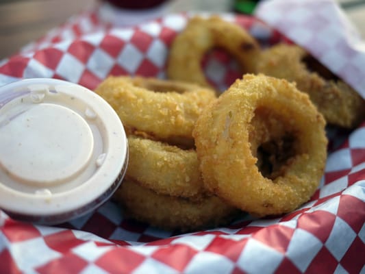 Japanese style onion rings (panko!) with sexy sauce