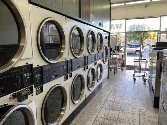 Lots of dryers only.25 per cycle.