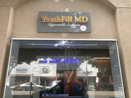 YouthFill MD Med Spa 123 b Robertson Blvd.  Los Angeles, CA 90048